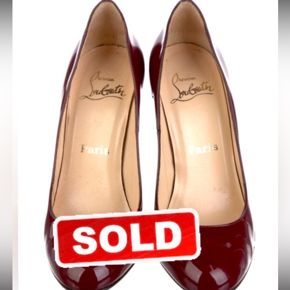 Christian Louboutin Patent Leather Heels / Pumps 37.5 (FITS LIKE 37)